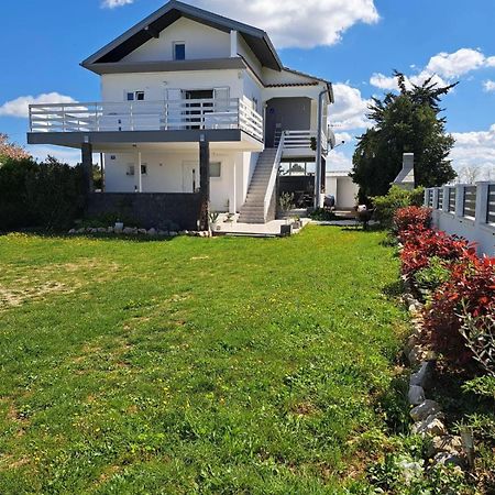 Apartmani Fulir Vrsi Εξωτερικό φωτογραφία