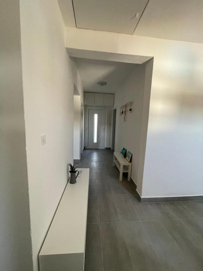 Apartmani Fulir Vrsi Εξωτερικό φωτογραφία