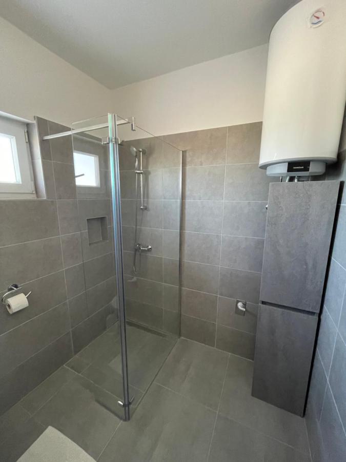 Apartmani Fulir Vrsi Εξωτερικό φωτογραφία