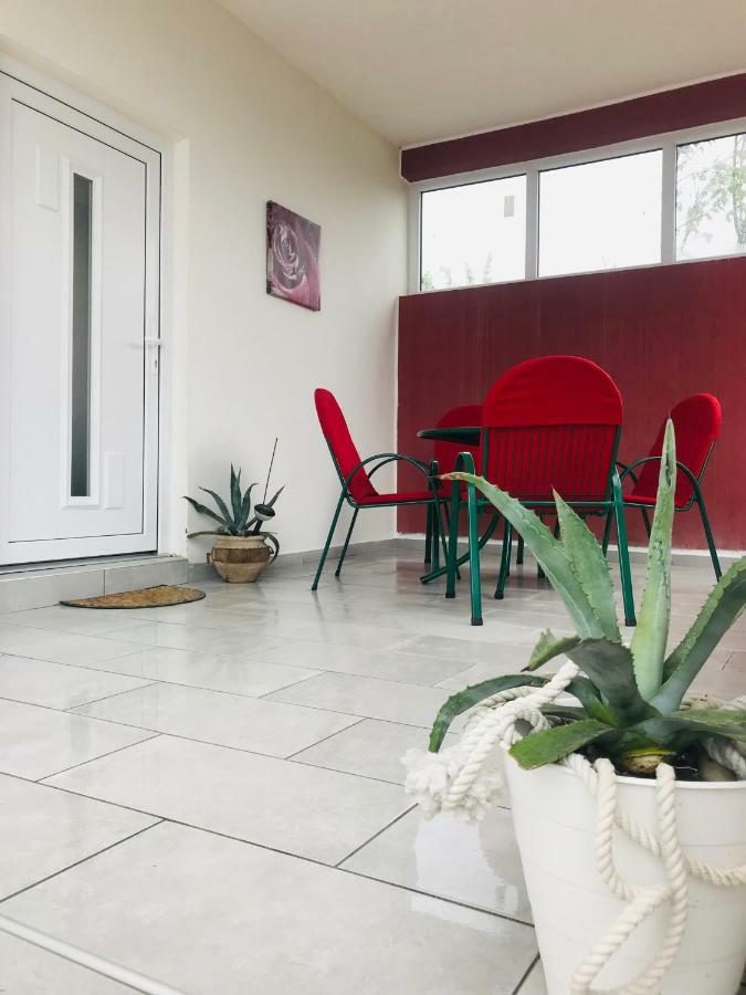 Apartmani Fulir Vrsi Εξωτερικό φωτογραφία